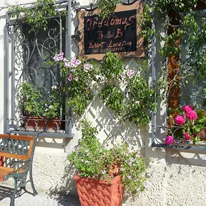  Bed & Breakfast Tredomus